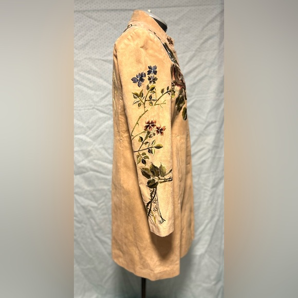 bagatelle Beige Suede Leather Embroidered Floral Coat - Picture 2 of 9